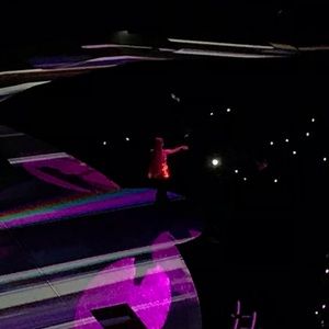 Meet your Posher, Claudia